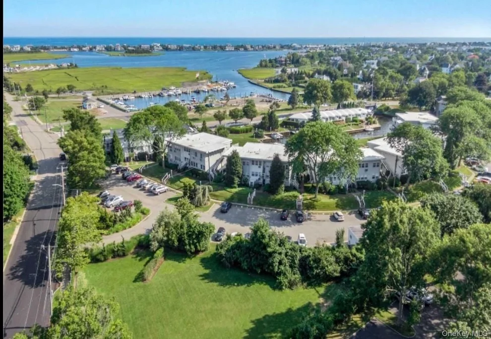 Unit for sale at 35 LIBRARY Avenue, Southampton, NY 11978
