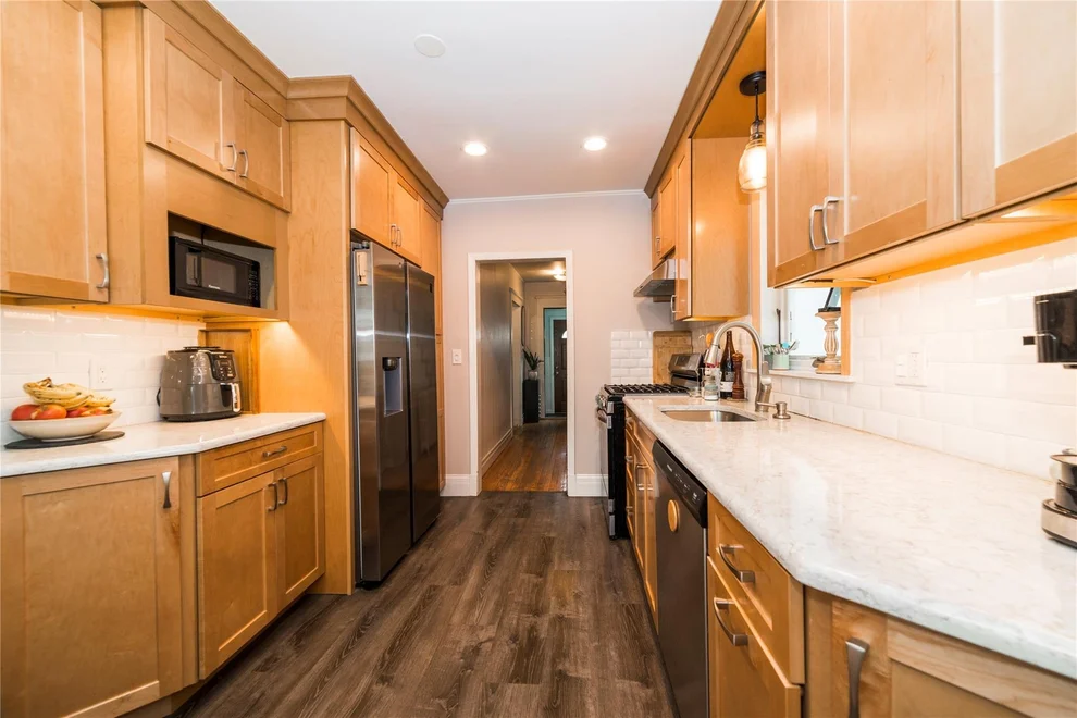 Unit for sale at 168 4th Street, New Rochelle, NY 10801