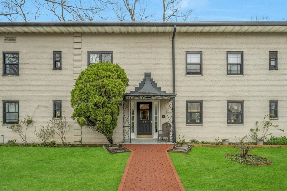 Unit for sale at 73 Manchester Road, Eastchester, NY 10709