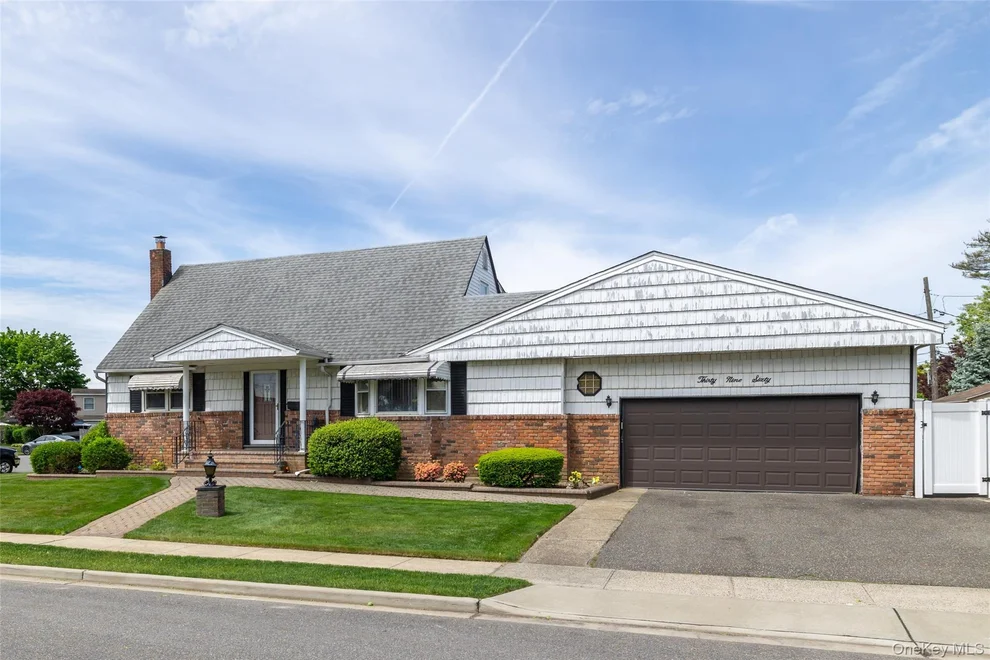 Unit for sale at 3960 Wellwood Road, Hempstead, NY 11783