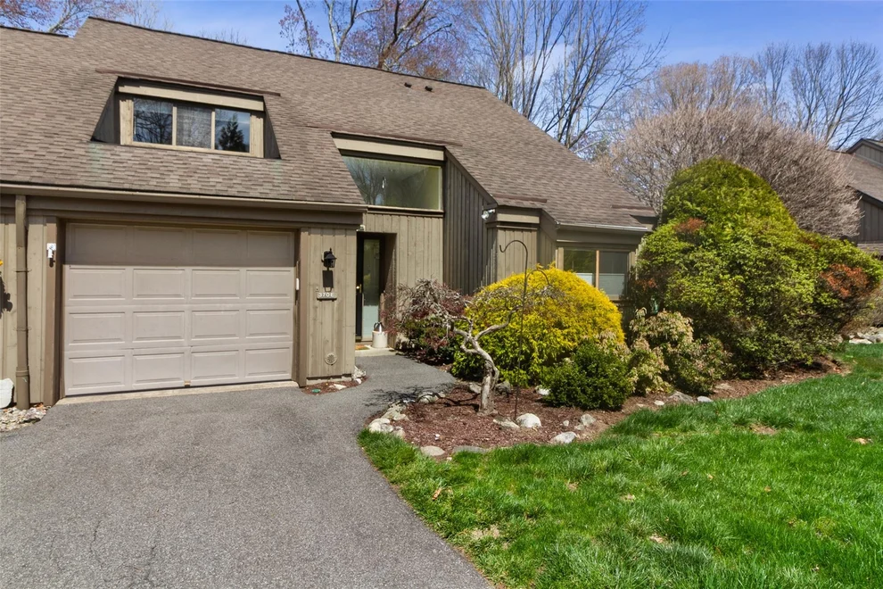 Unit for sale at 370 Heritage Hills, Somers, NY 10589