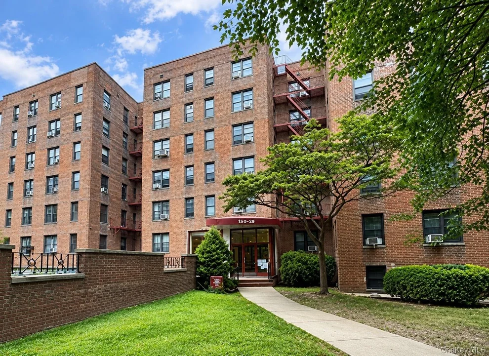 150-29 72nd Road