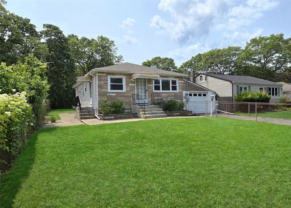 Unit for sale at 702 Johnson Avenue, Islip, NY 11779