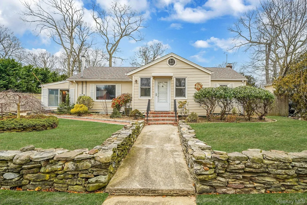 Unit for sale at 133 Royal Avenue, Southampton, NY 11901