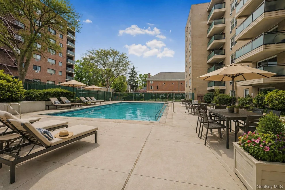 Unit for sale at 377 Westchester Ave, Rye City, NY 10573