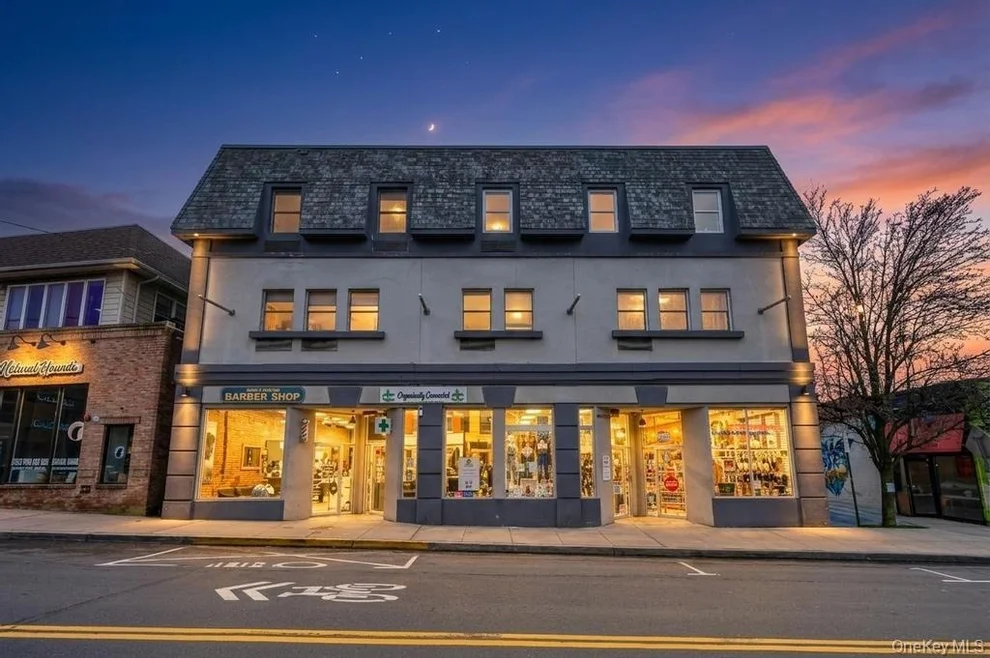 Unit for sale at 202 Main Street, Brookhaven, NY 11777