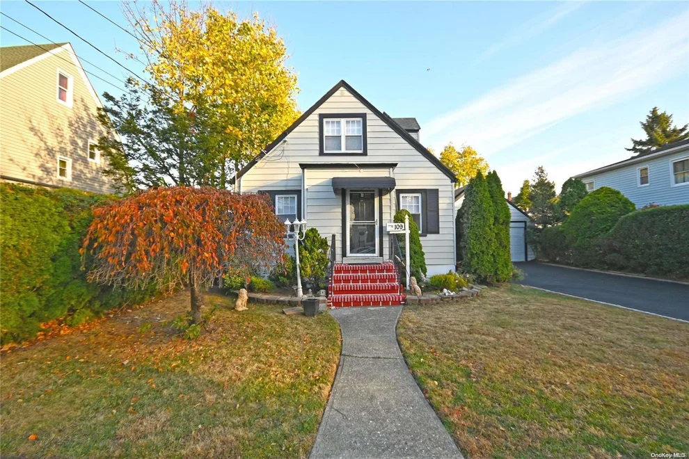 Unit for sale at 109 Hillsboro Avenue, Hempstead, NY 11003
