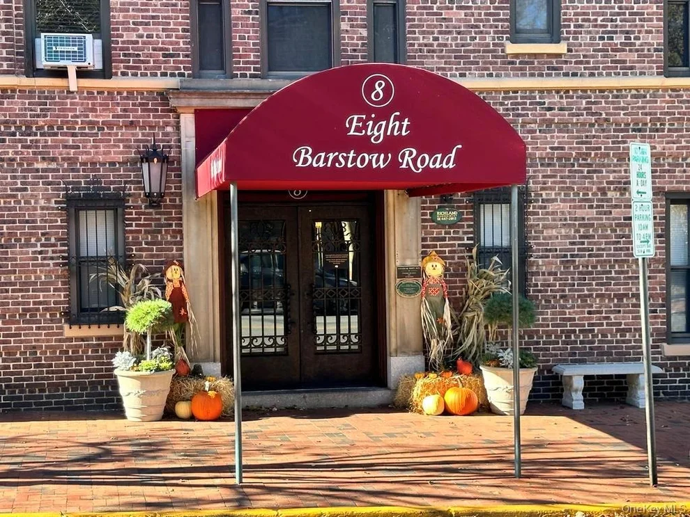 8 Barstow Road