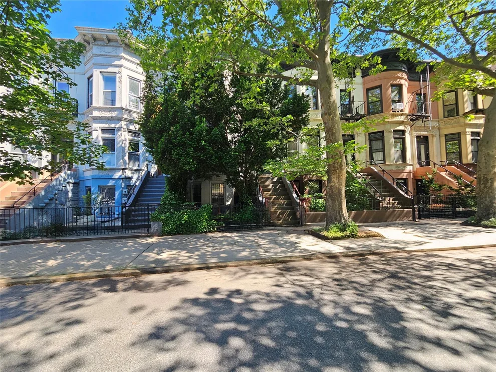 Unit for sale at 33 Hawthorne Street, New York, NY 11225