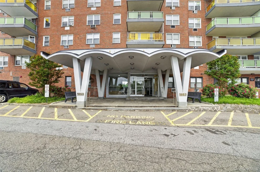 Unit for sale at 1853 Central Park Ave, Yonkers, NY 10710