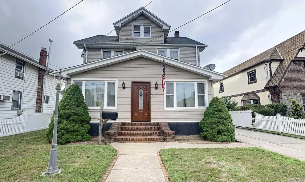 Unit for sale at 41 Robertson Road, Hempstead, NY 11563