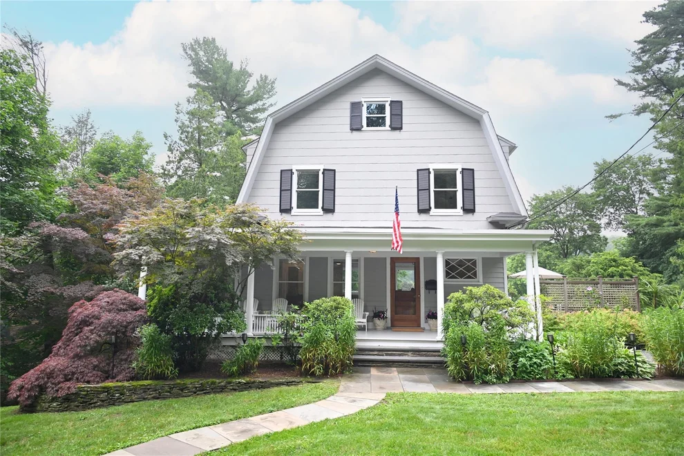 Unit for sale at 112 Great Oak Lane, Mount Pleasant, NY 10570