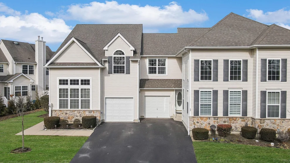 Unit for sale at 23 Central Park Boulevard, Islip, NY 11716