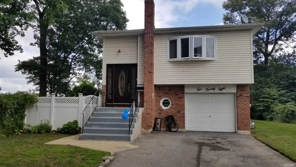 Unit for sale at 228 Manhattan Avenue, Hempstead, NY 11575