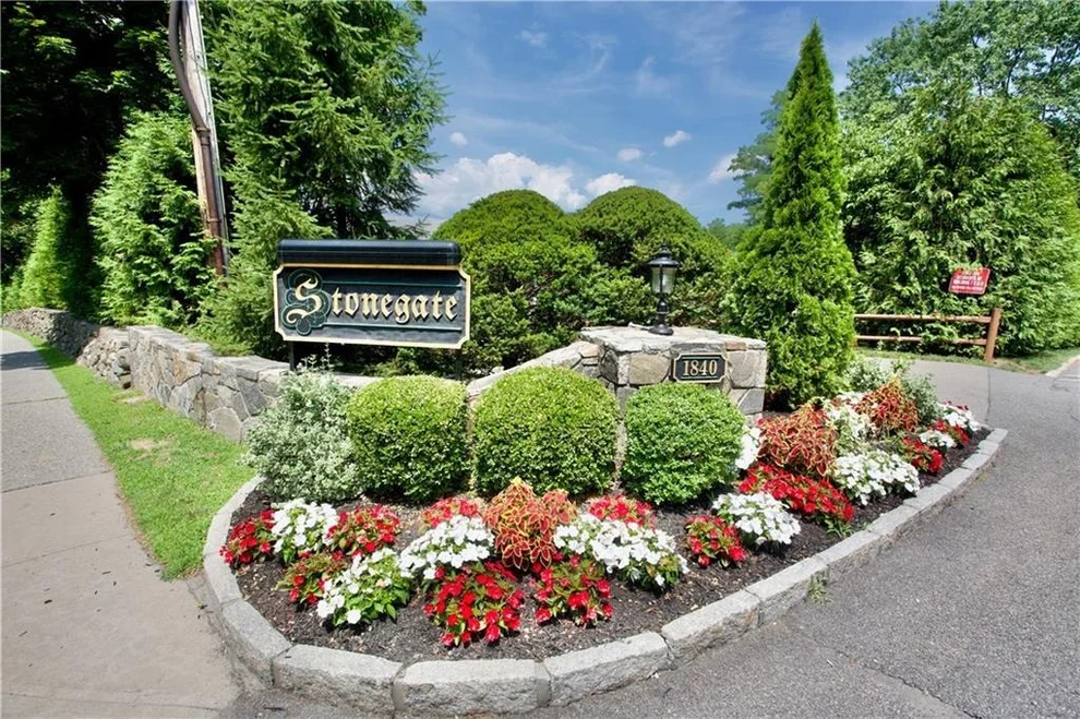 Unit for sale at 1840 Crompond Road, Peekskill, NY 10566