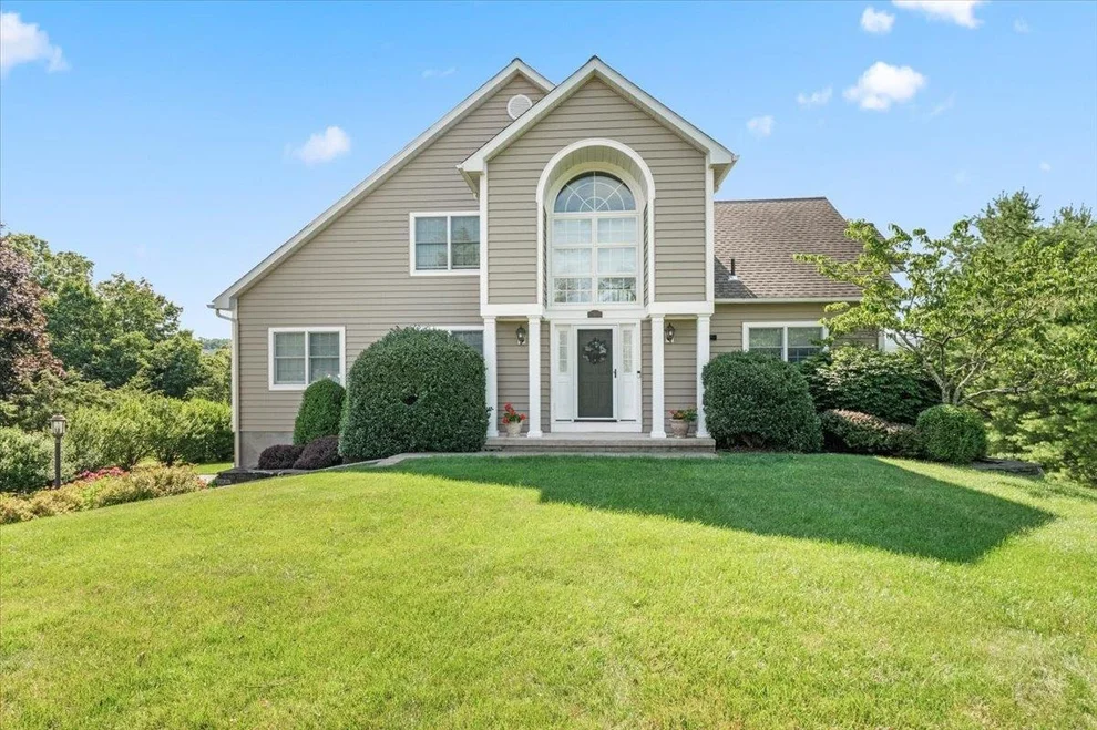 Unit for sale at 190 Windsor Road, Fishkill, NY 12524