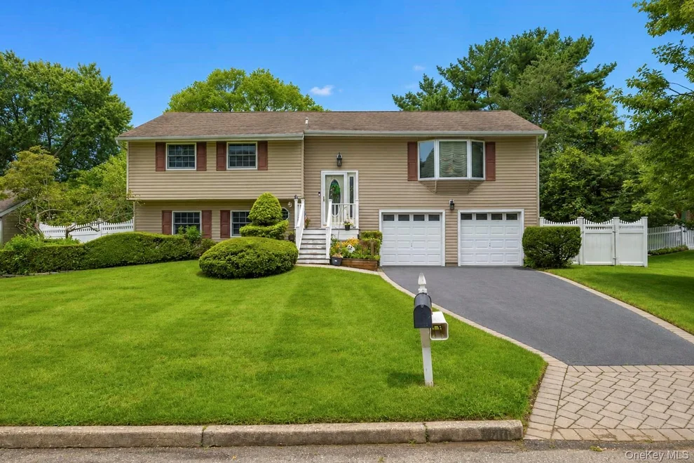 Unit for sale at 40 Nantucket Drive, Brookhaven, NY 11763