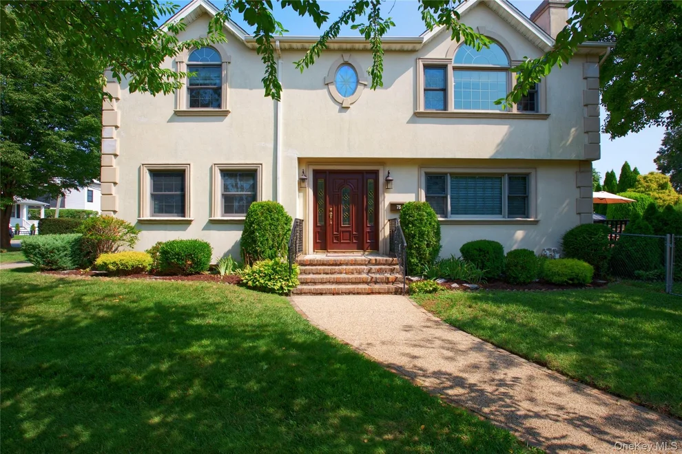 Unit for sale at 75 Maple Street, North Hempstead, NY 11577
