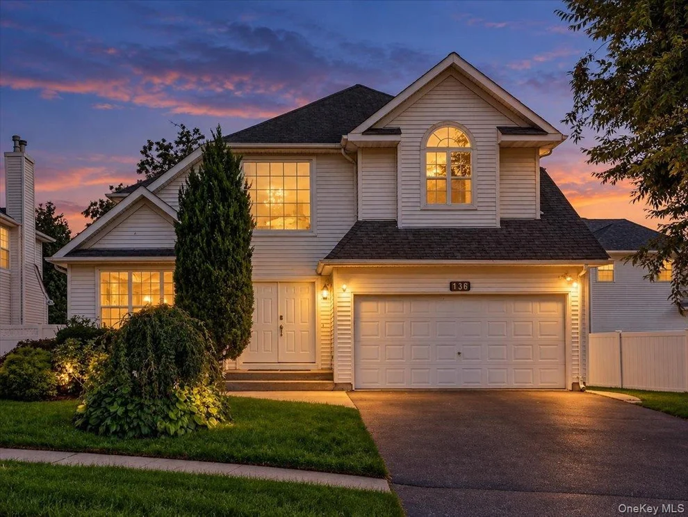 Unit for sale at 136 Cranberry Court, Huntington, NY 11747
