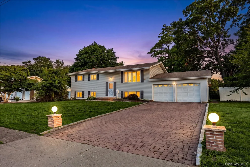 Unit for sale at 36 Clearview Drive, Babylon, NY 11798