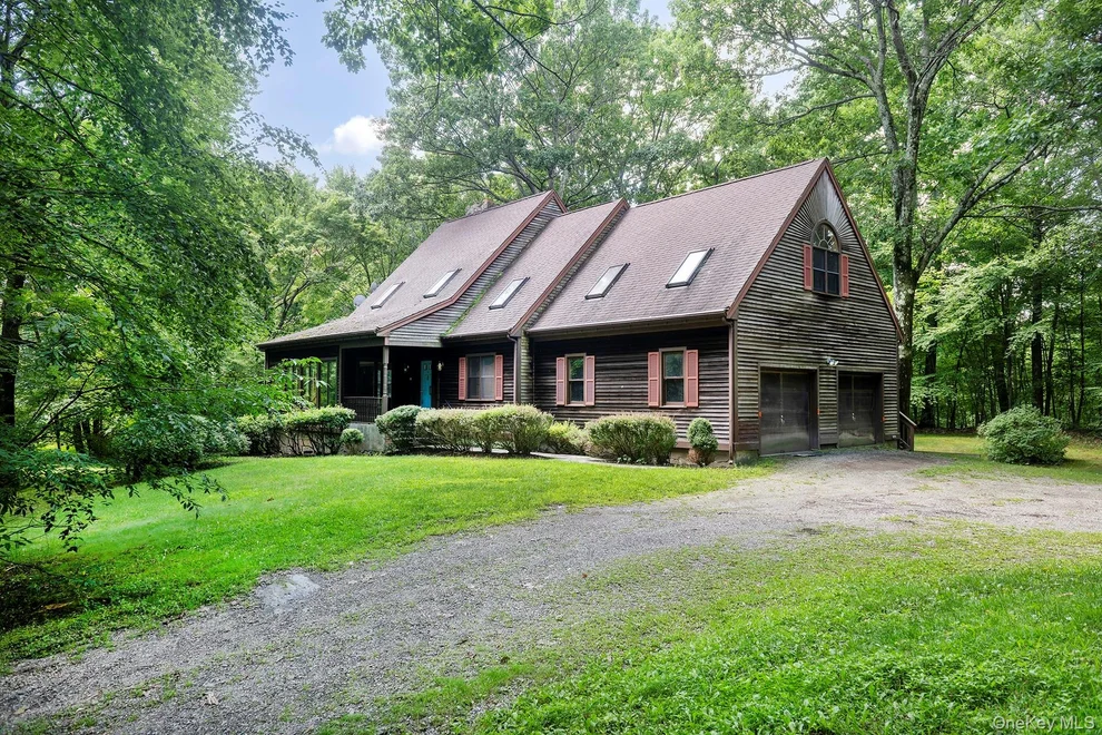 Unit for sale at 137 Old Camby Road, Union Vale, NY 12585