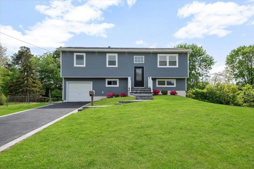 Unit for sale at 8 April Avenue, Huntington, NY 11746