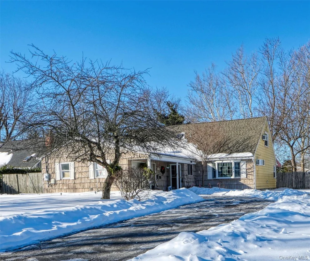 Unit for sale at 24 Normandy Drive, Islip, NY 11741