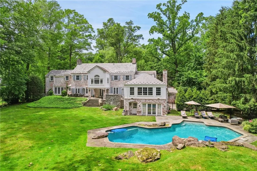 Unit for sale at 10 Kelwynne Road, Scarsdale, NY 10583