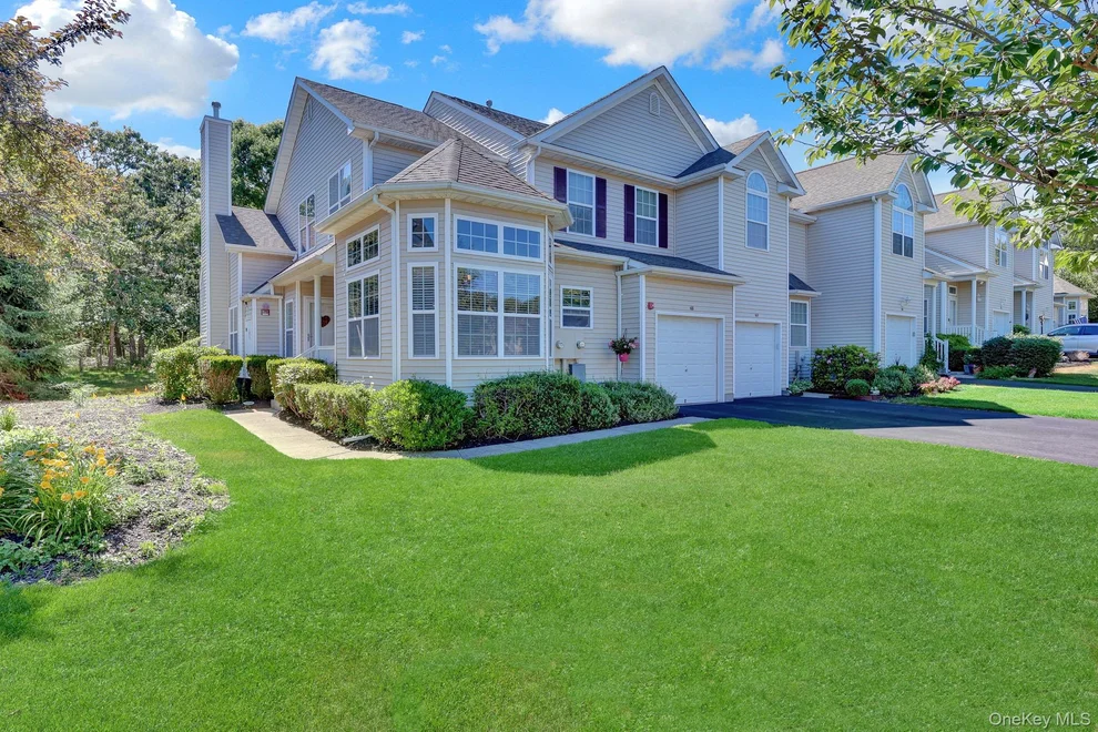 Unit for sale at 168 Kettles Lane, Brookhaven, NY 11763