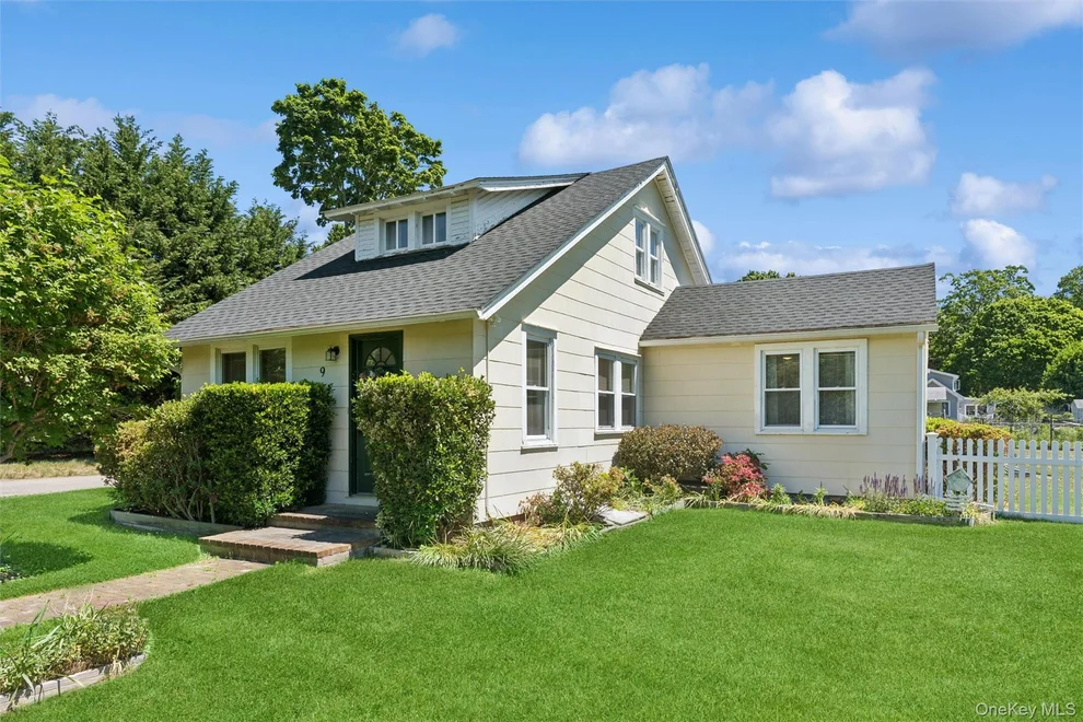 Unit for sale at 9 7th Street, Riverhead, NY 11947