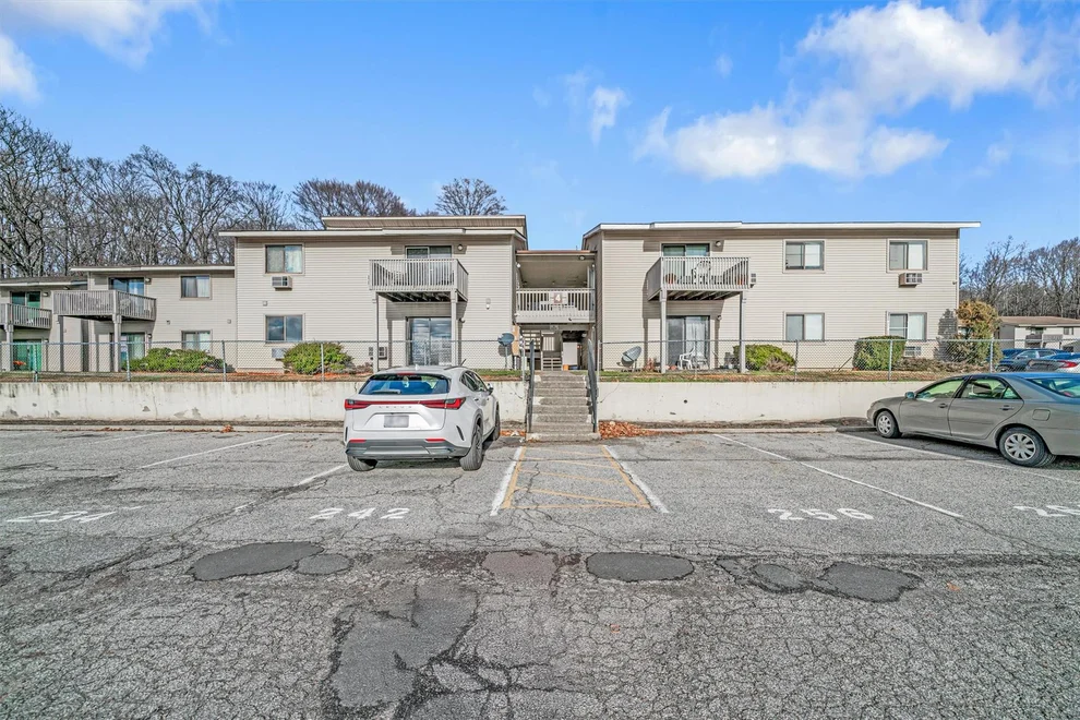 Unit for sale at 250 Concord Lane, Middletown, NY 10940