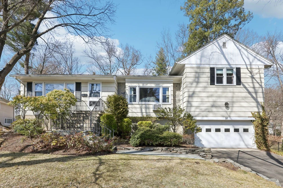 Unit for sale at 37 Mohegan Lane, Rye Town, NY 10573