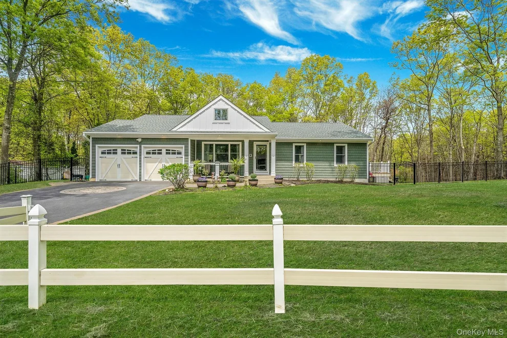 Unit for sale at 14 Belvoir Court, Brookhaven, NY 11788