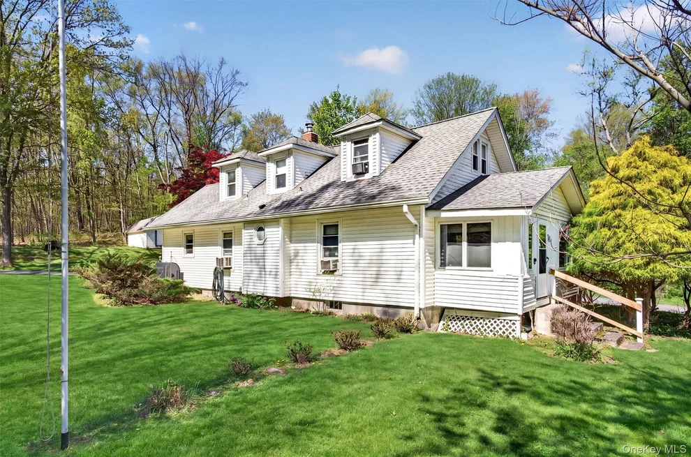 Unit for sale at 721 Goshen Turnpike, Wallkill, NY 10919
