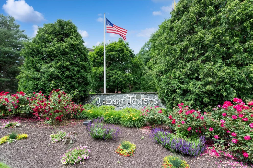 Unit for sale at 100 Diplomat Drive, Mount Kisco, NY 10549