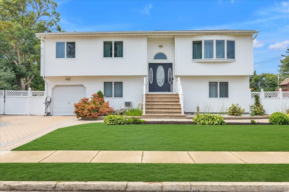 Unit for sale at 583 N Erie Avenue, Babylon, NY 11757