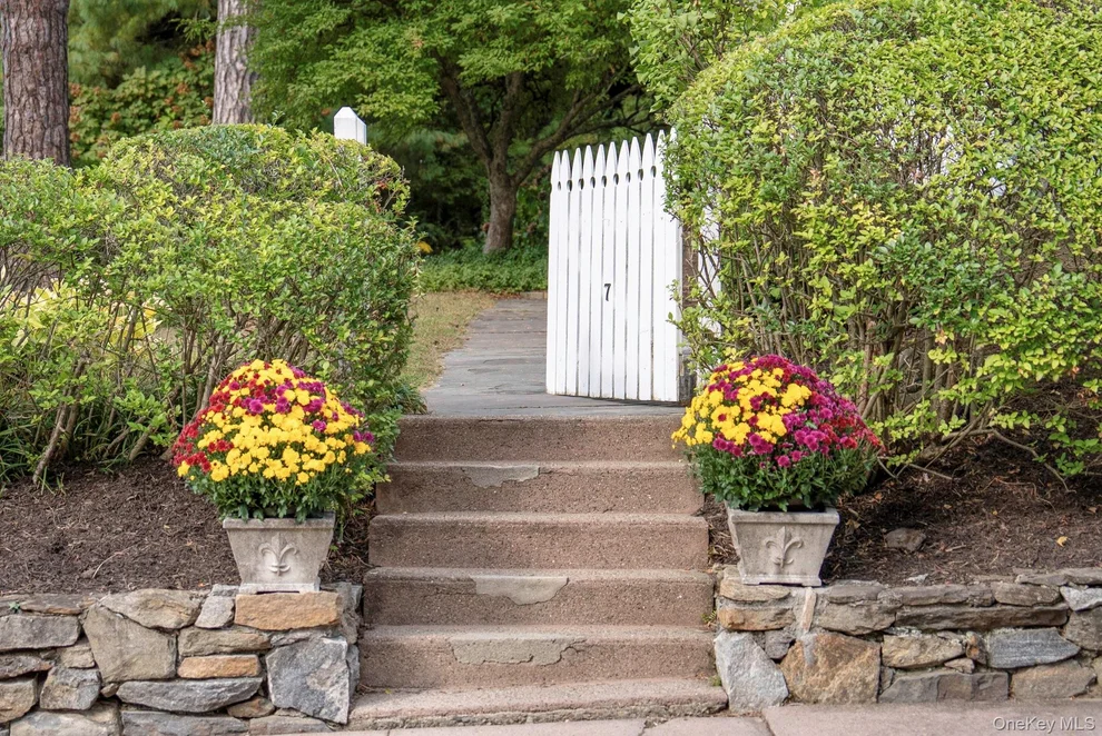 Unit for sale at 7 Liberty Street, Ossining, NY 10562