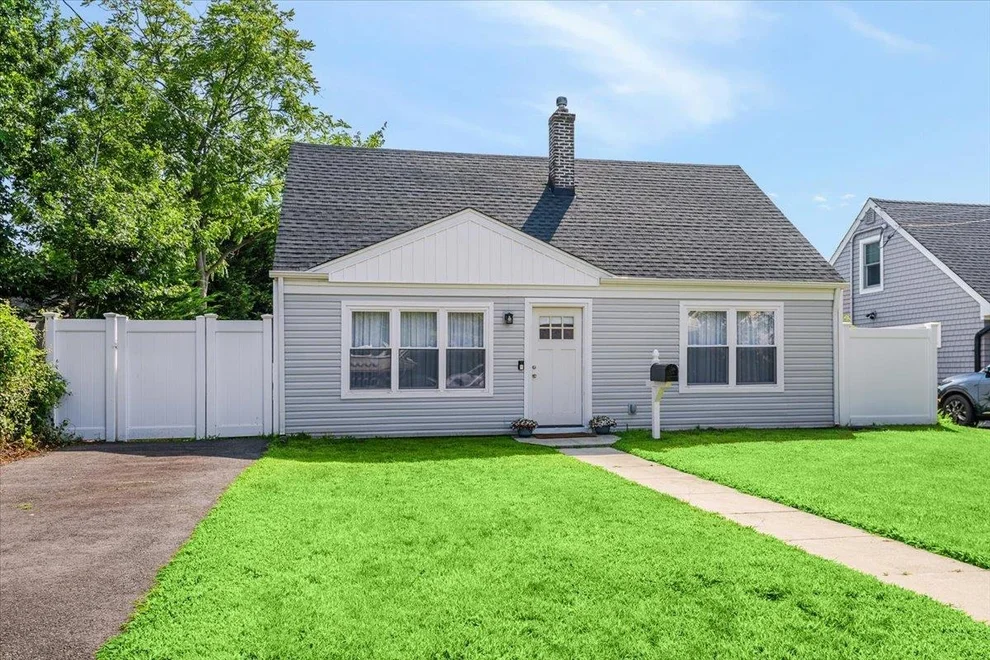 Unit for sale at 233 Fire Island Avenue, Babylon, NY 11702