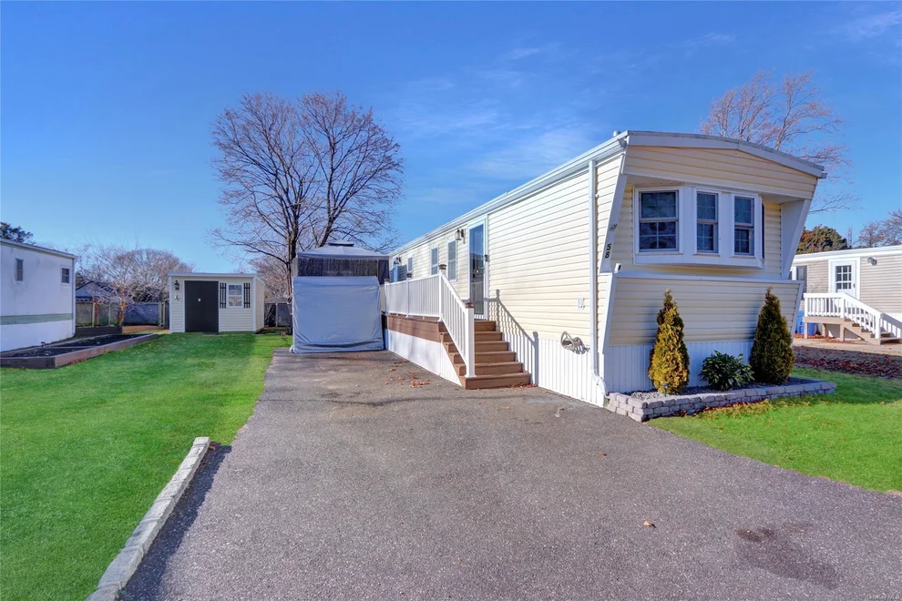 Unit for sale at 58 Valley Forge, Islip, NY 11716