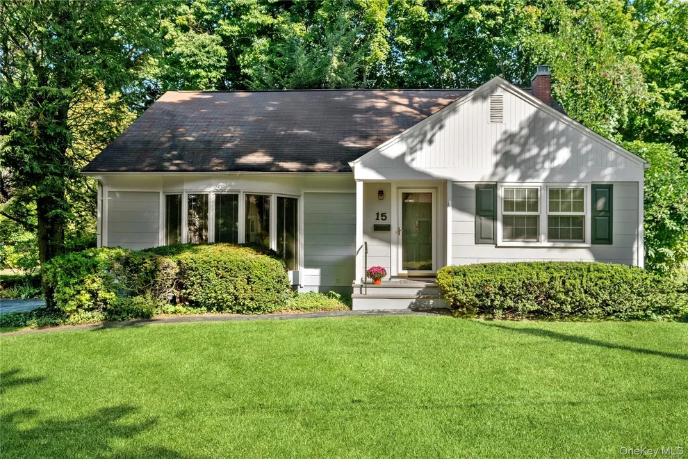 Unit for sale at 15 Carlyle Place, Greenburgh, NY 10530