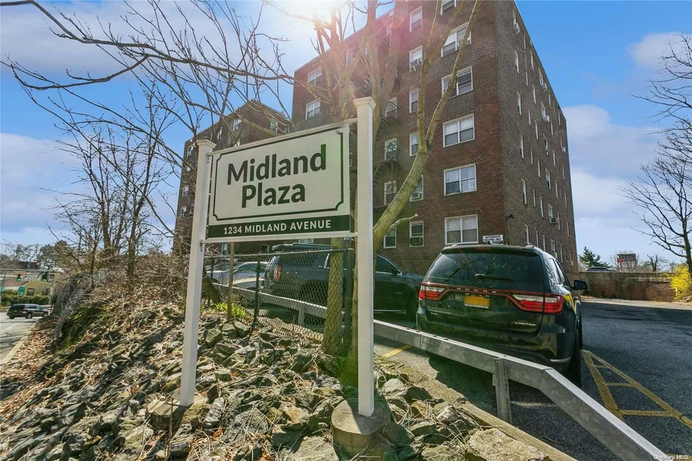 Unit for sale at 1234 Midland Avenue, Yonkers, NY 10708
