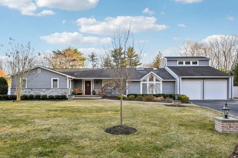 Unit for sale at 135 Hickman Street, Oyster Bay, NY 11791
