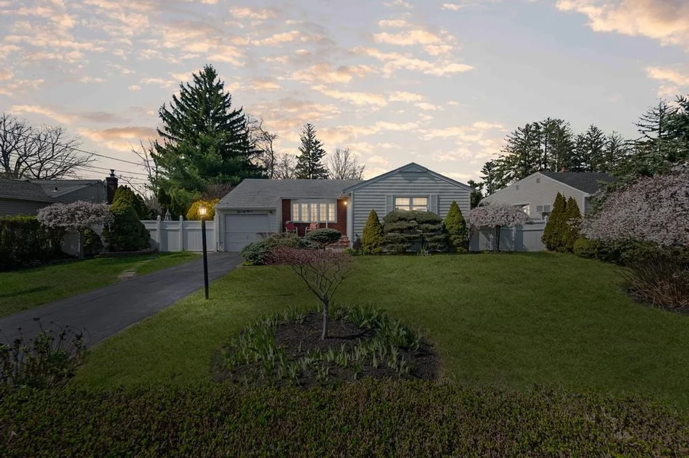 Unit for sale at 29 Main Avenue, Babylon, NY 11798