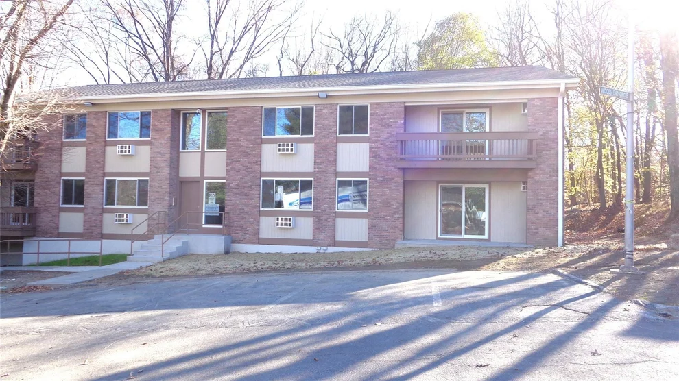 Unit for sale at 3 Woods End Circle, Peekskill, NY 10566