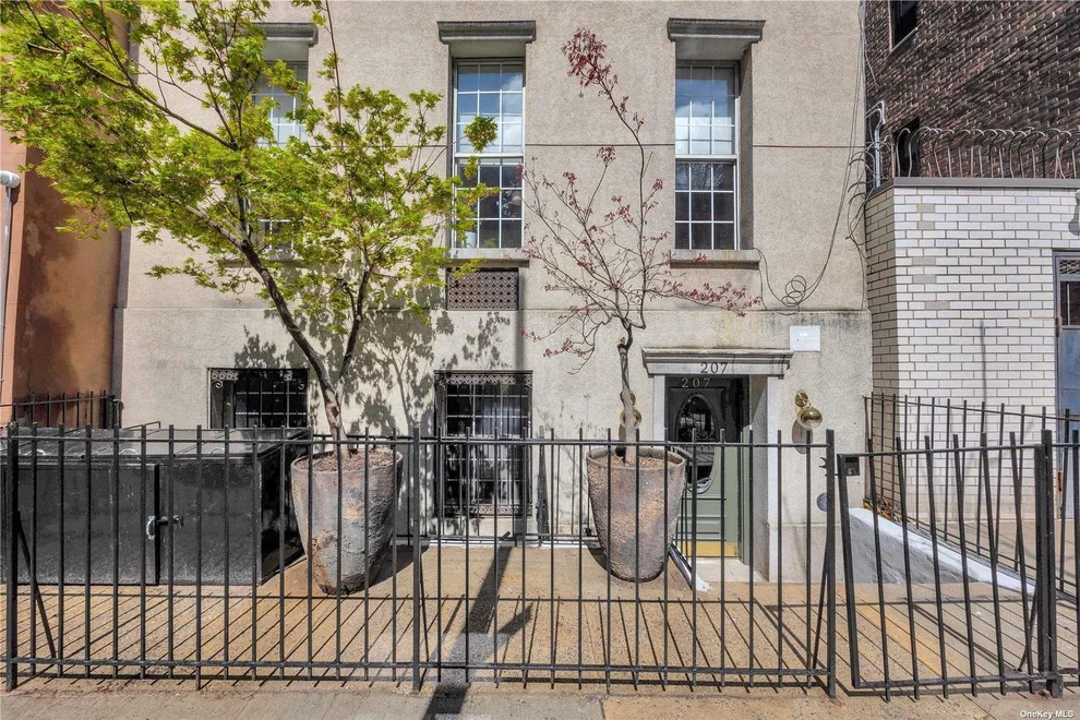 Unit for sale at 207 W 21st, New York, NY 10011