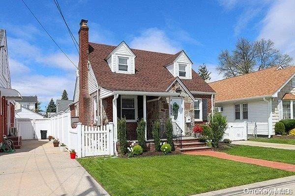 Unit for sale at 2324 Saratoga Street, Hempstead, NY 11572