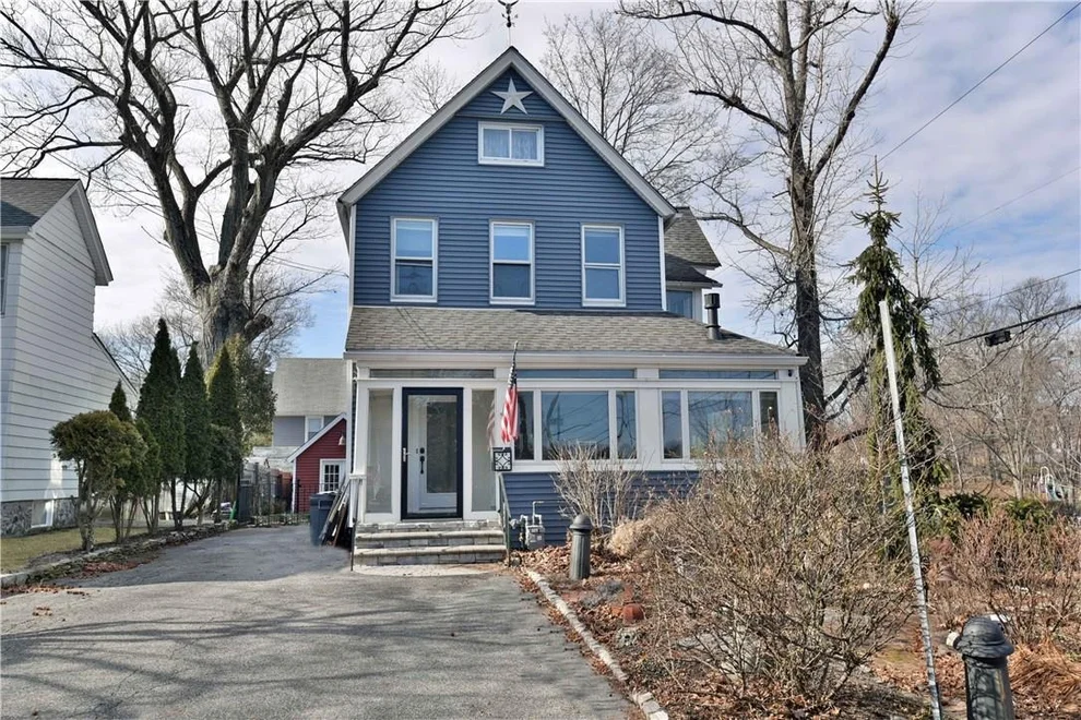 Unit for sale at 3 S Magnolia Street, Orangetown, NY 10965