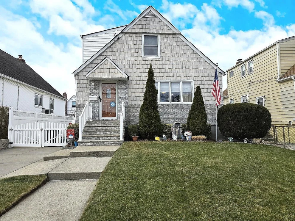 Unit for sale at 162-38 98th Street, New York, NY 11414