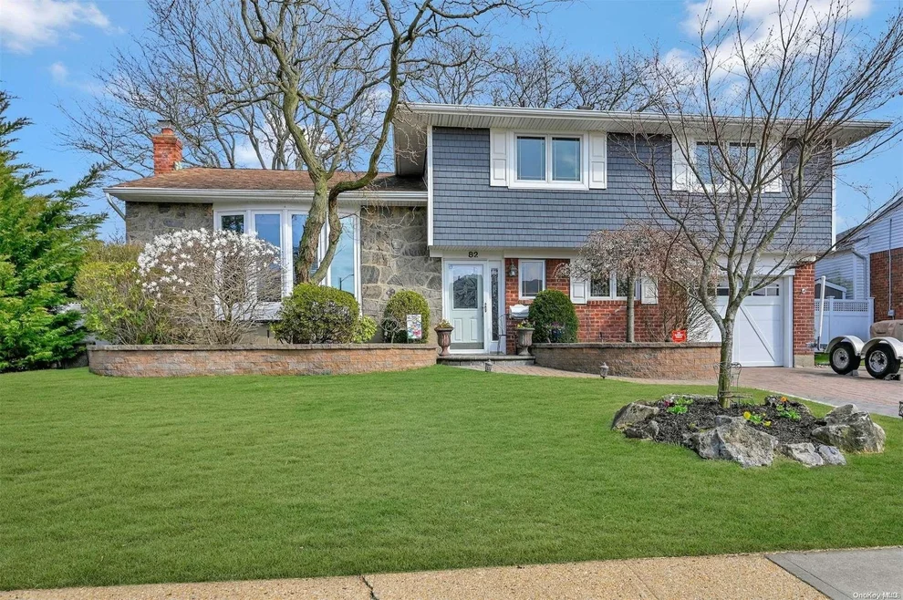 Unit for sale at 82 Debora Drive, Oyster Bay, NY 11803