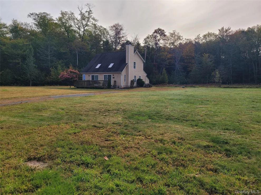 Unit for sale at 75 Bernsley Road, Fallsburg, NY 12789